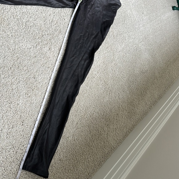 *like new* SPANXshape Faux Leather Leggings - Picture 4 of 4